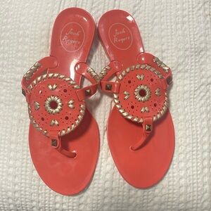 Jack Rogers Coral Gold Logo Slip On Sandals
Sz 7 EUC